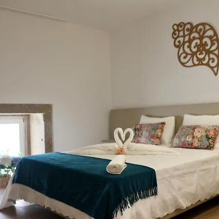 Platanos & River Apartment