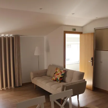 Platanos & River Apartment *