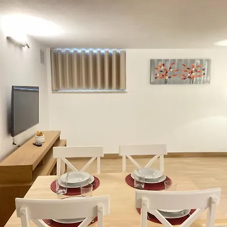 Apartamento Plátanos&river Apartments, By Lethes Legacy *